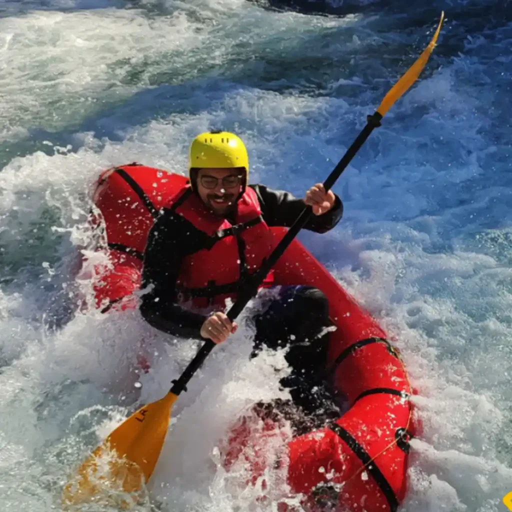 Preparati per un'esperienza avventurosa senza precedenti!INFORMAZIONI 	Periodo dal 1 novembre al 30 giugno 	Difficoltà Intermedio 	Ragazzi dai 16 anni 	Cancellazione gratuita Cancella fino a 48 ore prima per ricevere un rimborso completo 	Prenota ora Richiedi la disponibilità e prenota comodamente 	Durata 3 ore Verifica la disponibilità per visualizzare gli orari di inizio 	Guida: Italiano - Inglese