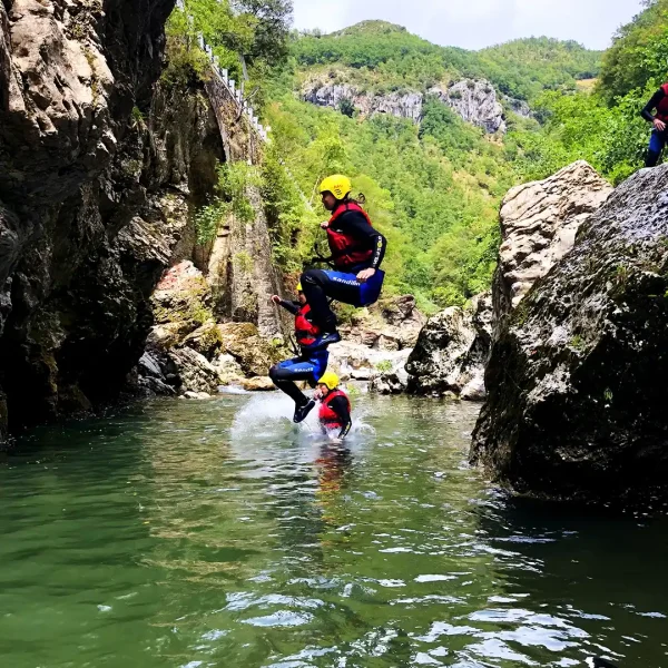 Wild Canyoning - Image 4