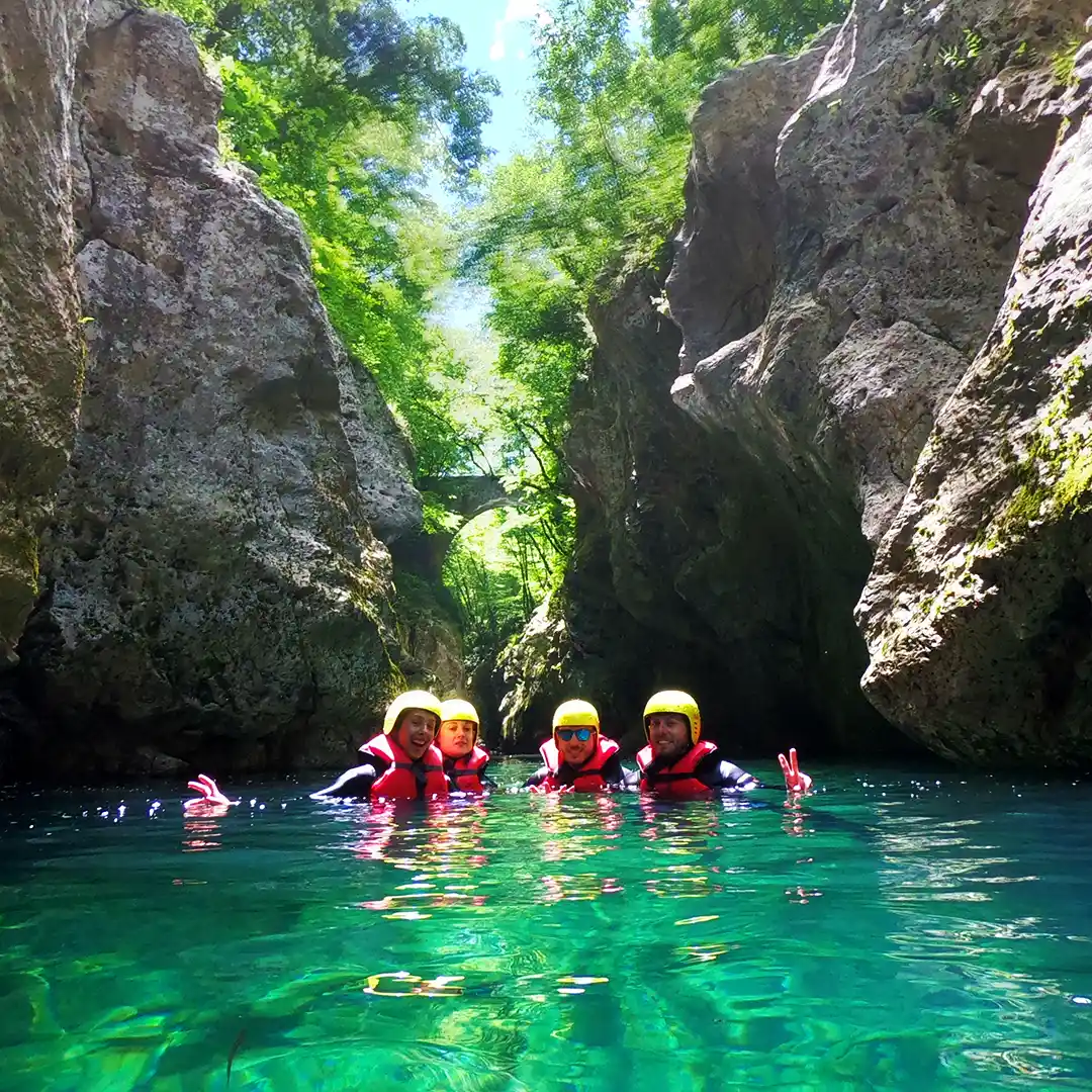 WildCanyoning03